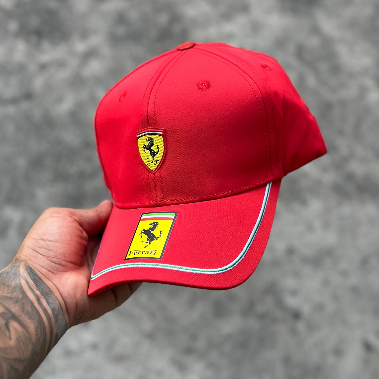 Gorra Ferrari