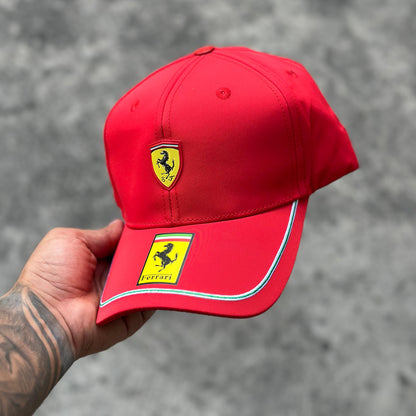 Gorra Ferrari