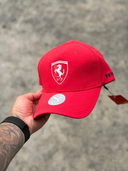 Gorra Ferrari