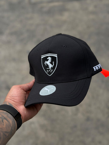 Gorra Ferrari